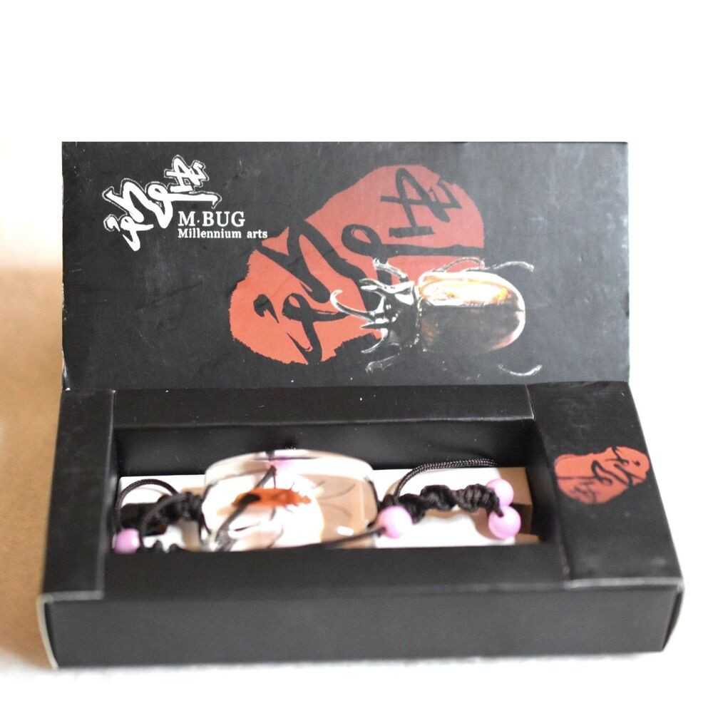 NIB Millennium Arts M.Bug Beetle Design Encased In Acrylic Adj. Cord Bracelet